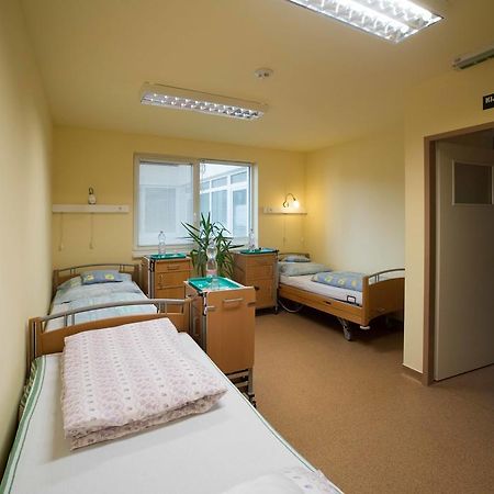 Bed and Breakfast Borbanyai Rehabilitacios Haz à Nyíregyháza Extérieur photo