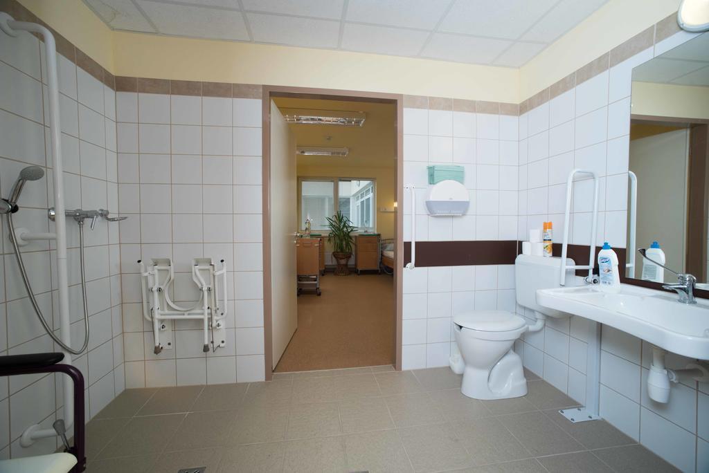 Bed and Breakfast Borbanyai Rehabilitacios Haz à Nyíregyháza Extérieur photo